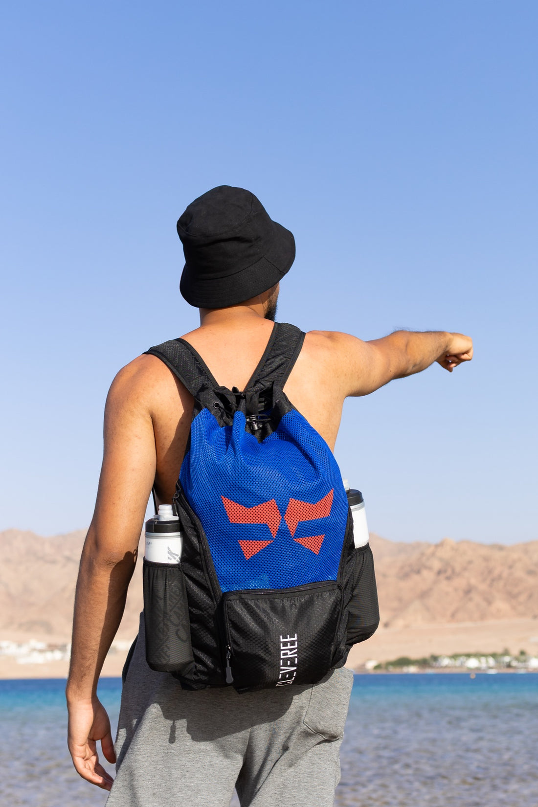 CLEVEREE sports mesh backpack on a day out