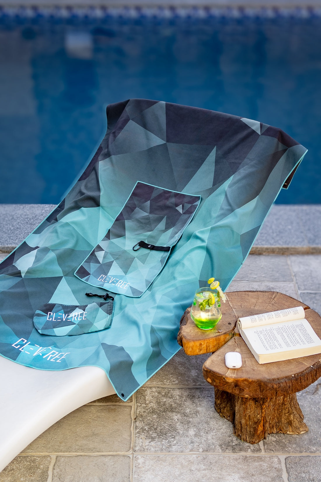 CLEVEREE microfiber towel set in use